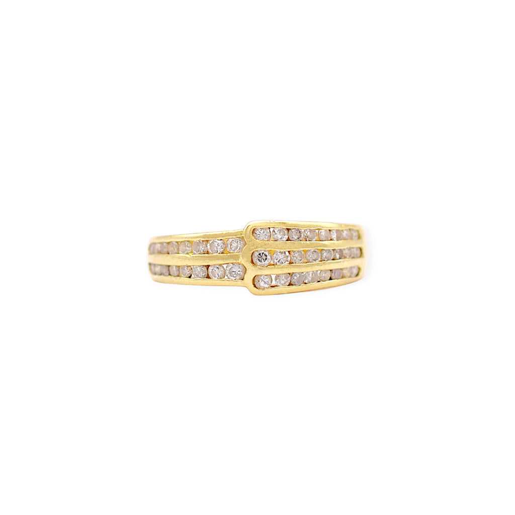 Elegant 18 Karat Yellow Gold band ring featuring multiple rows of brilliant-cut diamonds in a fine pavé setting.