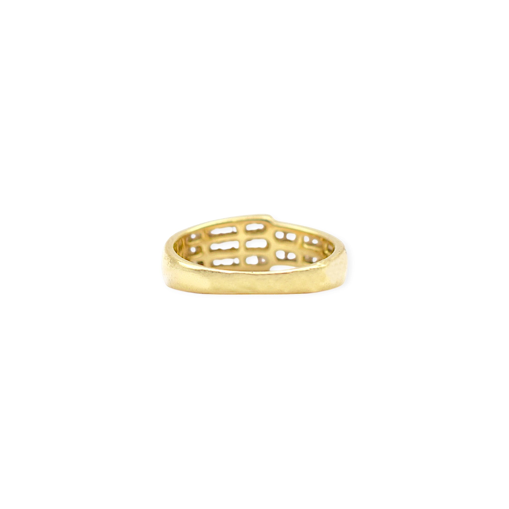 Elegant 18 Karat Yellow Gold band ring featuring multiple rows of brilliant-cut diamonds in a fine pavé setting.