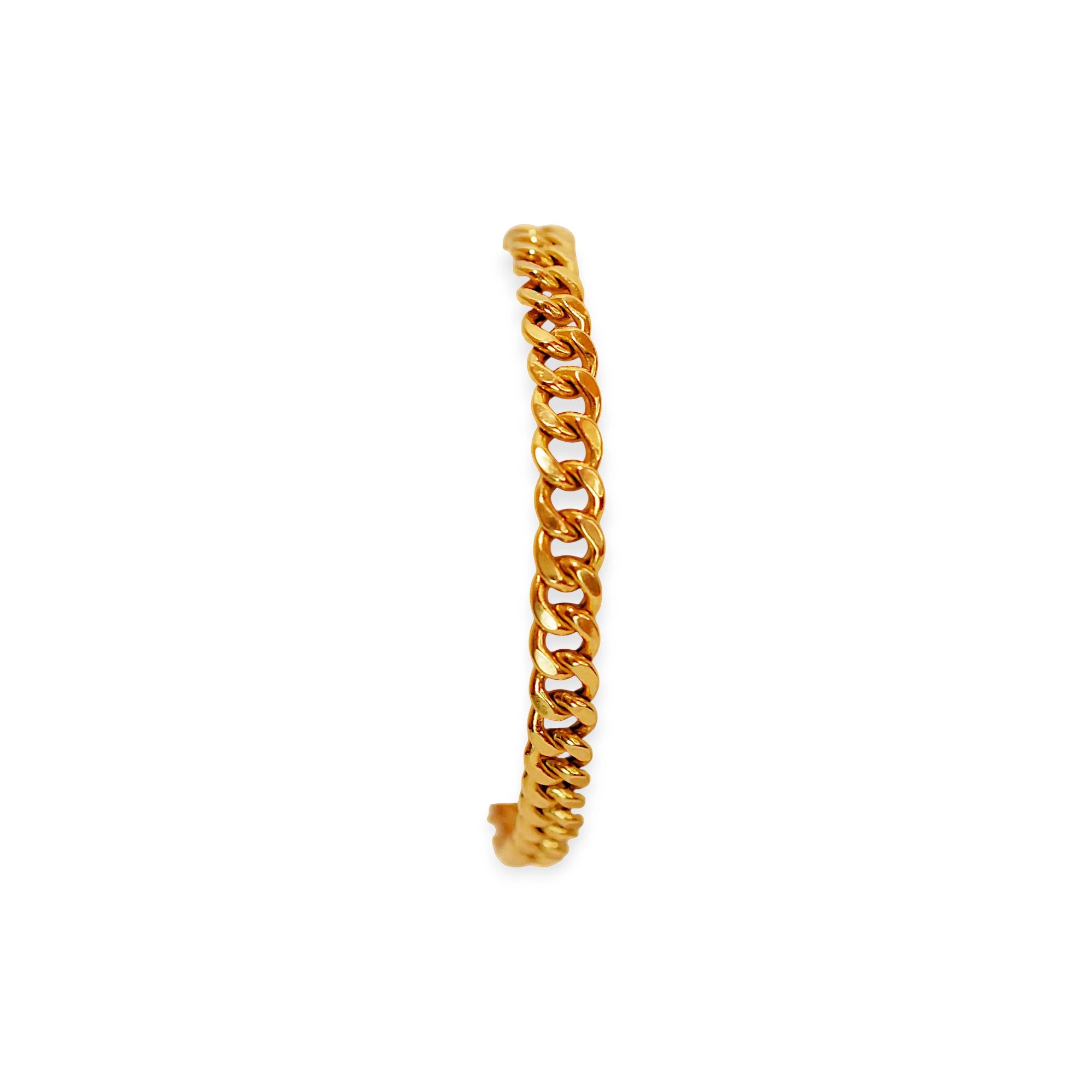 Elegant 21 Karat Yellow Gold flat curb chain bracelet, featuring an ornate clasp with two black-enameled ornamental elements in a classic Greek key pattern.